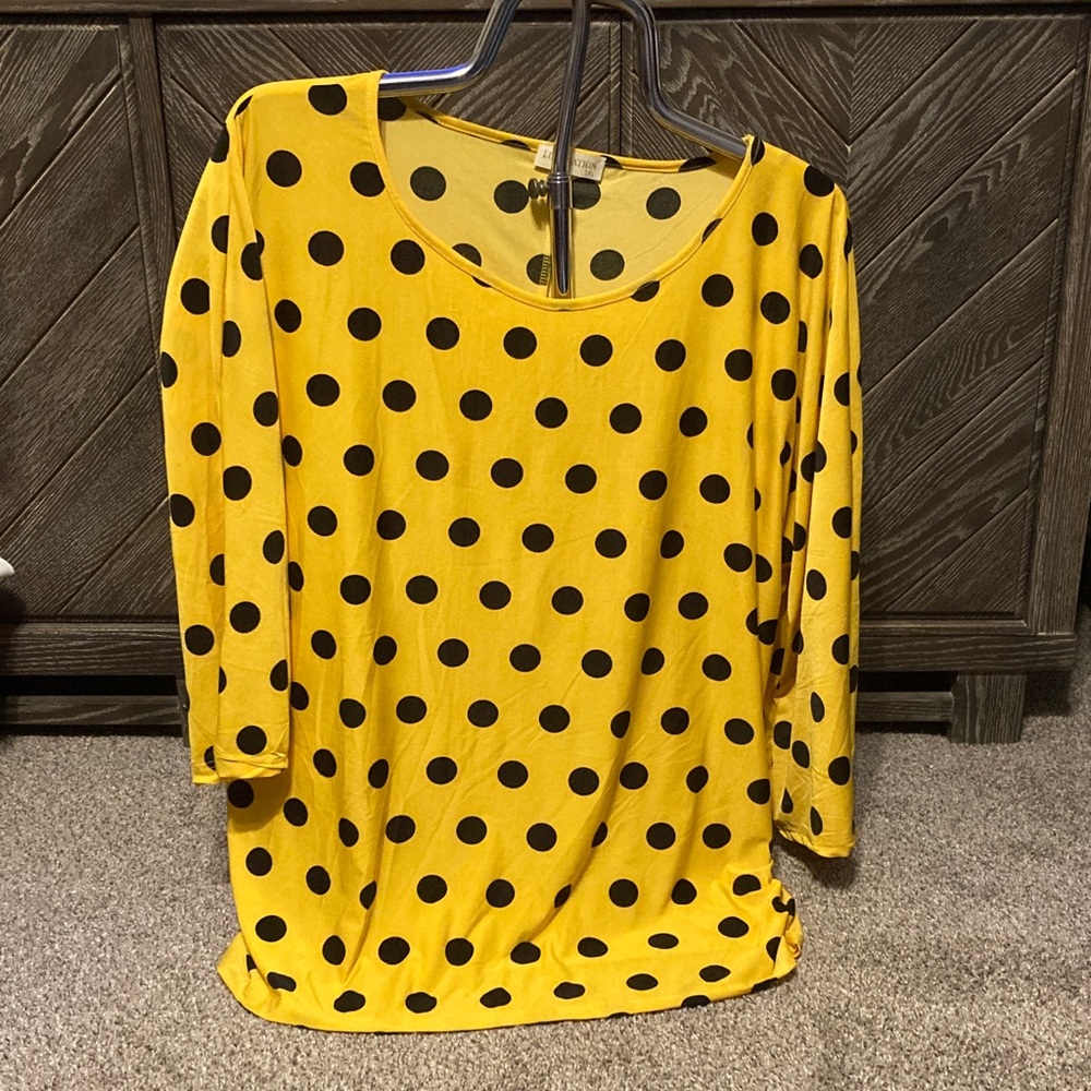 Love Nation Yellow Top with Black Dots, 3/4 sleeves